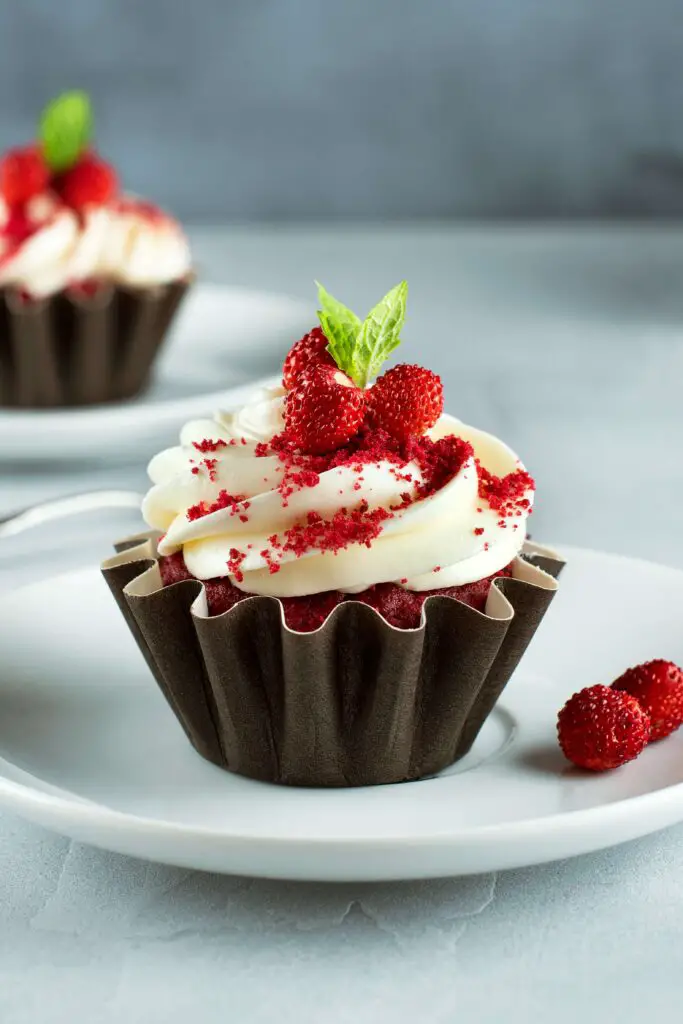 Easy Valentine's Day Dessert Ideas red velvet cake
