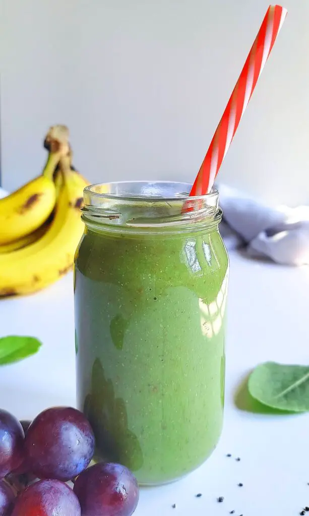 Healthy and Refreshing Green Smoothie recipe