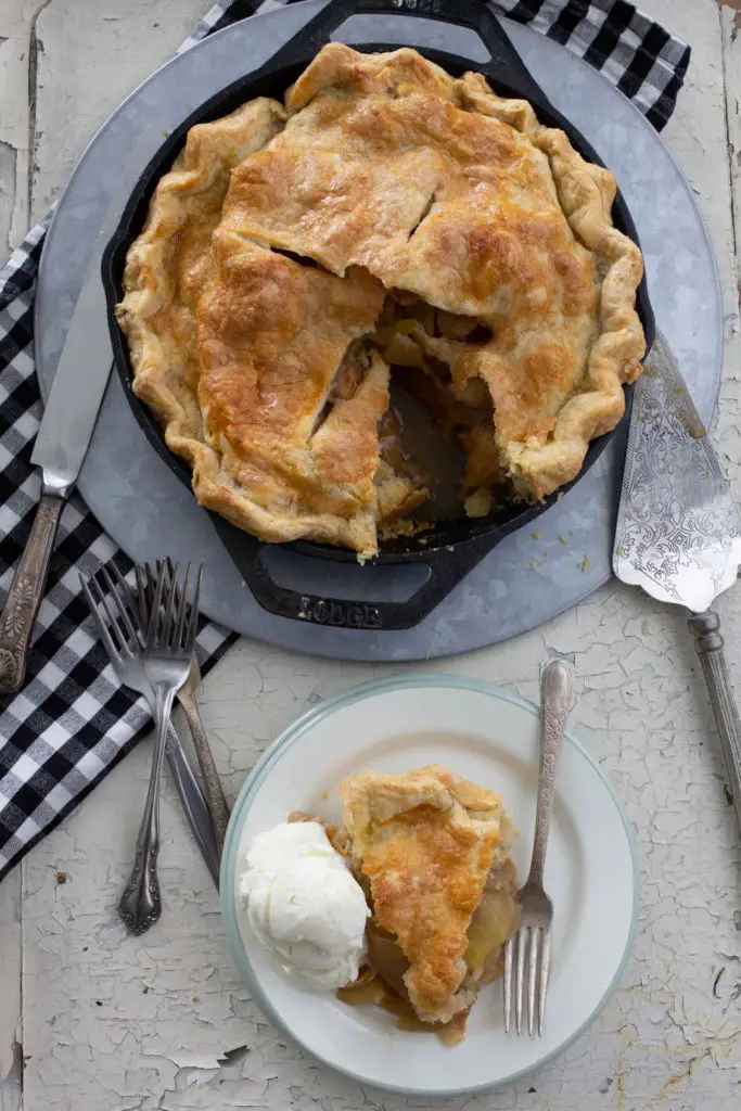 Grilled Apple Pie