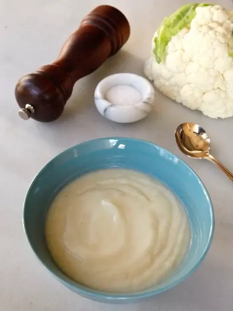 3-ingredient Cauliflower Soup