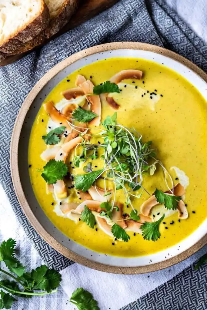 Curried Cauliflower Soup