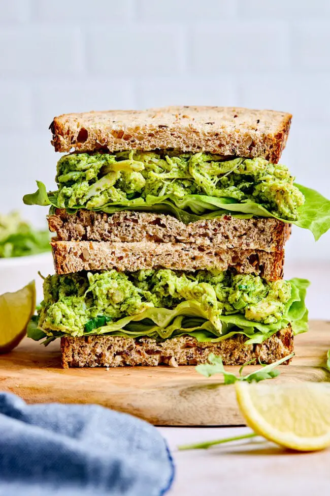 5-ingredients Pesto Chicken Salad