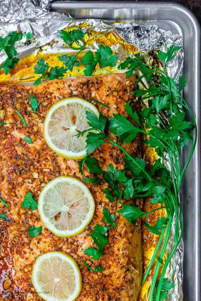 Baked Lemon Garlic Salmon