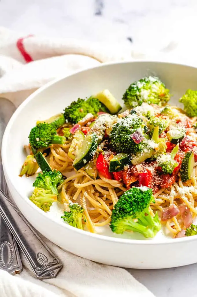 Garlic Pasta with Veggies and Parmesan