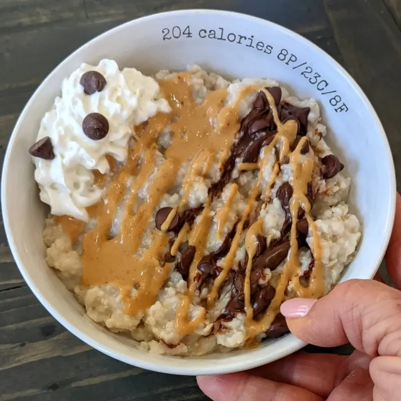 Chocolate Peanut Butter Oatmeal from Health Beet