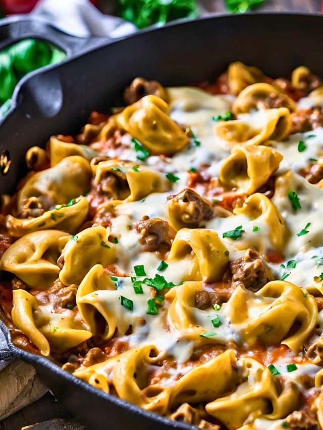 Cheesy Beef Tortellini Skillet