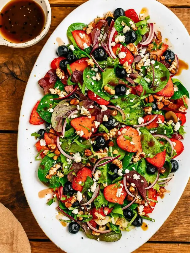 Balsamic Berry Salad
