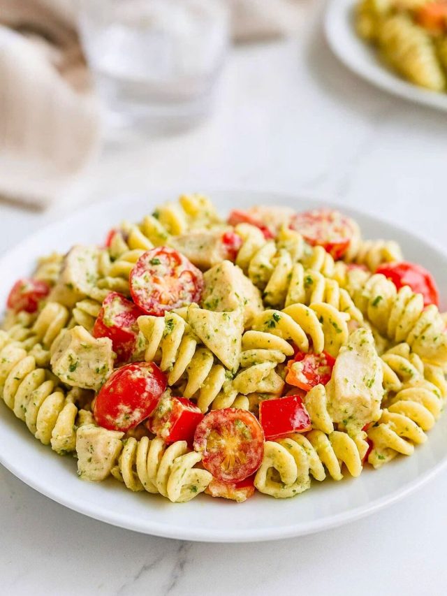 Creamy Pesto Chicken Pasta