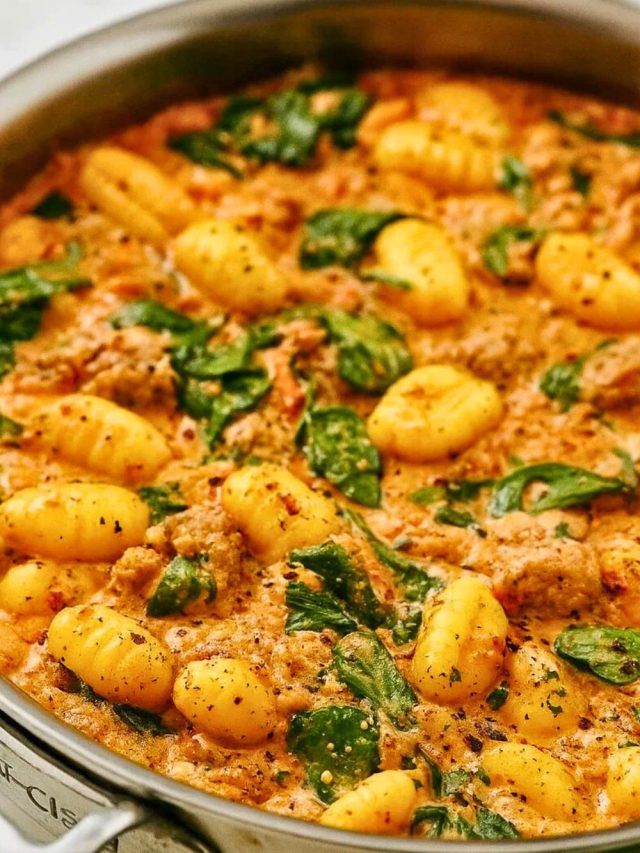 Creamy Sausage Gnocchi Skillet