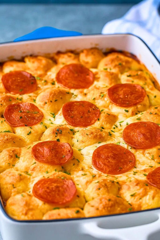 Garlic Bread Pepperoni Pizza Casserole