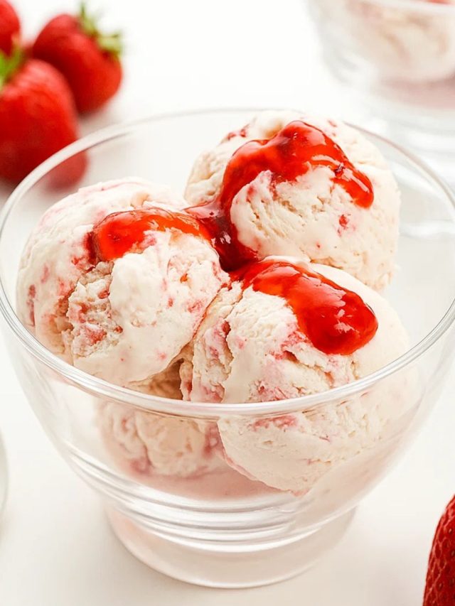No Churn Strawberry Ice Cream