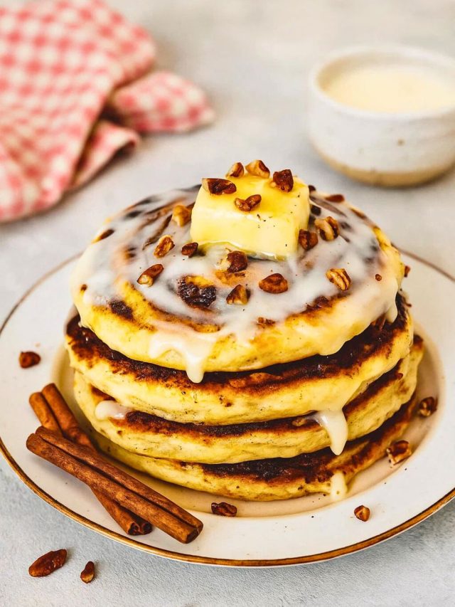 Cinnamon Roll Pancakes