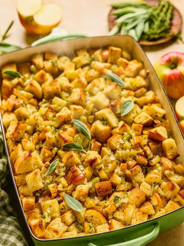 Simple Apple Sage Stuffing